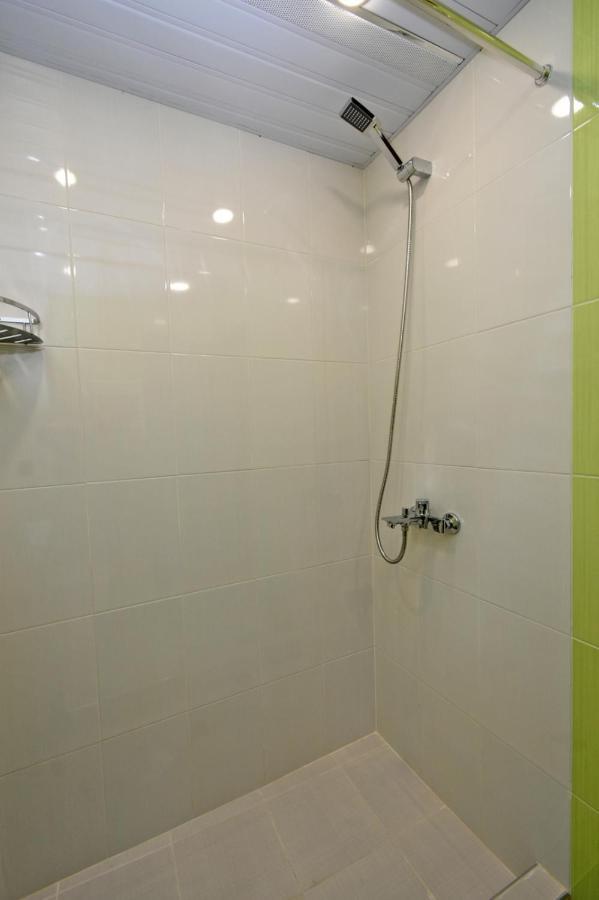 Positive Apartment In Center Of Yerevan City Екстер'єр фото