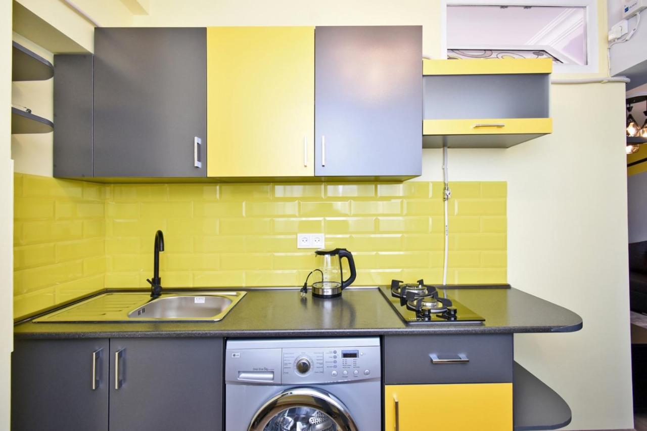 Positive Apartment In Center Of Yerevan City Екстер'єр фото